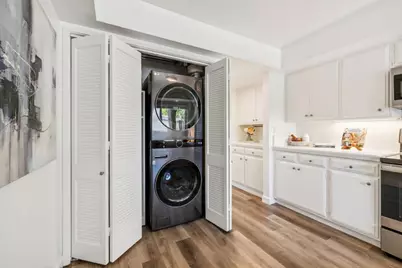 64 Los Altos Sq, Los Altos, CA 94022 - Photo 29