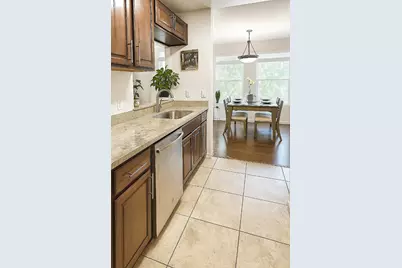 673 Royston Ln 233, Hayward, CA 94544 - Photo 3