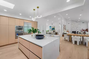 24985 Oneonta Dr, Los Altos Hills, CA 94022 - Photo 1