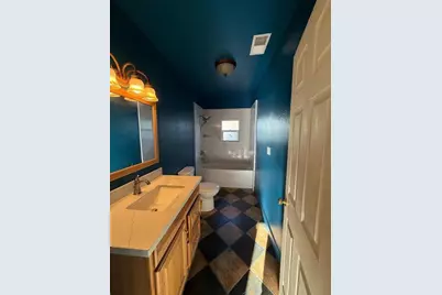 2841 Filbert St, Oakland, CA 94608 - Photo 15