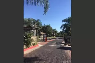 4860 E Ln Ave 104, Fresno, CA 93727 - Photo 3