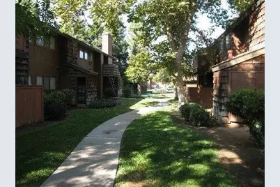 4860 E Lane Ave 104, Fresno, CA 93727 - Photo 5