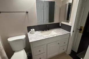 4860 E Ln Ave 104, Fresno, CA 93727 - Photo 15