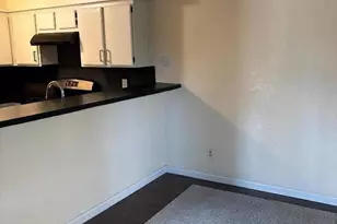 4860 E Ln Ave 104, Fresno, CA 93727 - Photo 11