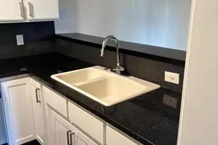 4860 E Ln Ave 104, Fresno, CA 93727 - Photo 9