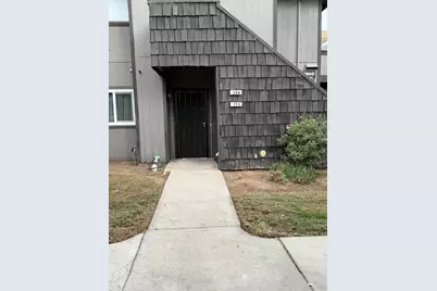 4860 E Lane Ave 104, Fresno, CA 93727 - Photo 1