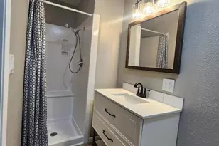 1534 Bay Meadows Dr, Modesto, CA 95350 - Photo 21