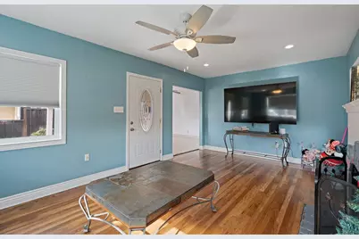 1545 E Saint John St, San Jose, CA 95116 - Photo 11