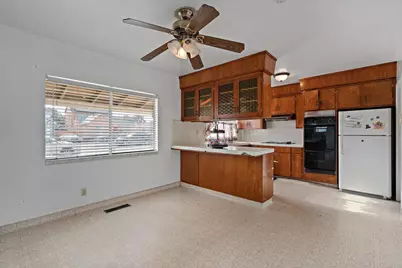 1545 E Saint John St, San Jose, CA 95116 - Photo 15