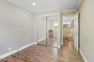 1054 Fleetwood Dr, San Jose, CA 95120 - Photo 17