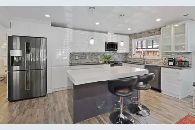 1054 Fleetwood Dr, San Jose, CA 95120 - Photo 11