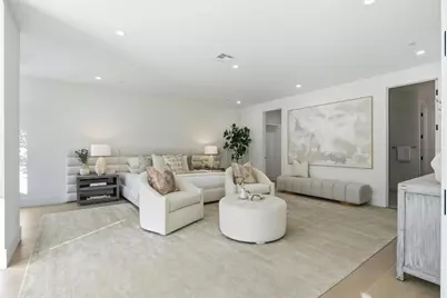 20388 Hill Ave, Saratoga, CA 95070 - Photo 17