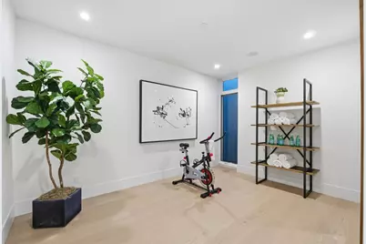 20388 Hill Ave, Saratoga, CA 95070 - Photo 19