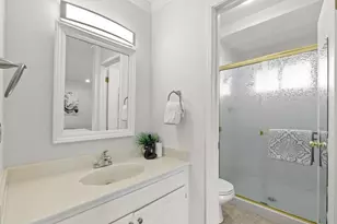 5986 Loma Prieta Dr, San Jose, CA 95123 - Photo 17