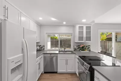 5986 Loma Prieta Dr, San Jose, CA 95123 - Photo 5