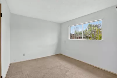 290 Zurich, Watsonville, CA 95076 - Photo 13