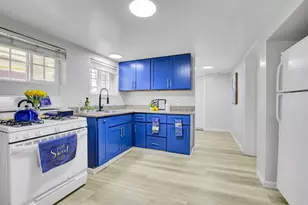 319 S 37th St, Richmond, CA 94804 - Photo 15