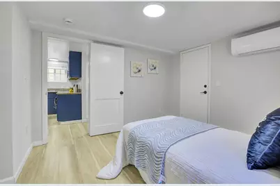 319 S 37th St, Richmond, CA 94804 - Photo 13