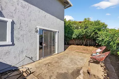 18848 Eisenhower St, Salinas, CA 93906 - Photo 31