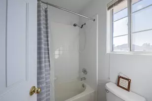 327 Rhine Ct, Salinas, CA 93906 - Photo 37