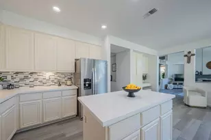 327 Rhine Ct, Salinas, CA 93906 - Photo 11