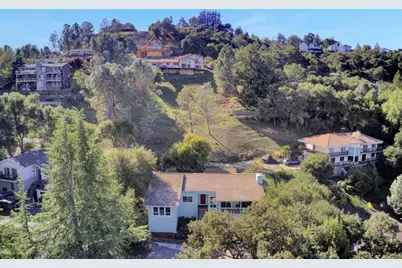 17411 Holiday Dr, Morgan Hill, CA 95037 - Photo 47