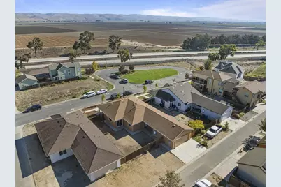 11 11 Walker Lane  Ca, Greenfield, CA 93927 - Photo 7