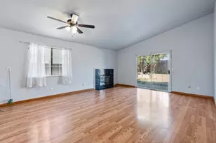 827 Terraza St, Soledad, CA 93960 - Photo 7