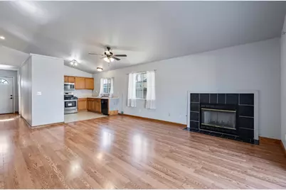 827 Terraza St, Soledad, CA 93960 - Photo 11