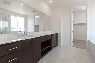 3063 Benetti St, Lathrop, CA 95330 - Photo 11