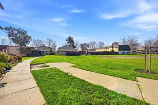 27492 Ponderosa Ct, Hayward, CA 94545 - Photo 15