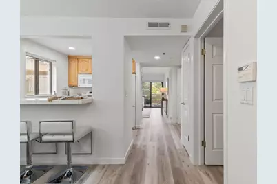576 W Parr Ave 1, Los Gatos, CA 95032 - Photo 5