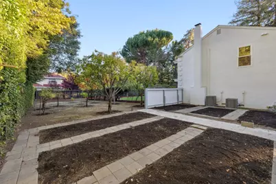 243 Selby Ln, Atherton, CA 94027 - Photo 45