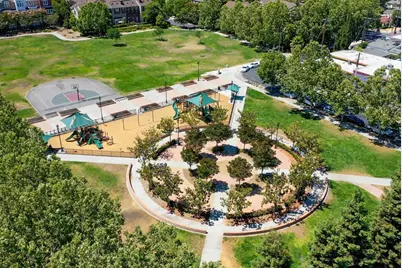 213 Cahill Park Dr, San Jose, CA 95126 - Photo 39