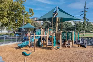 213 Cahill Park Dr, San Jose, CA 95126 - Photo 37