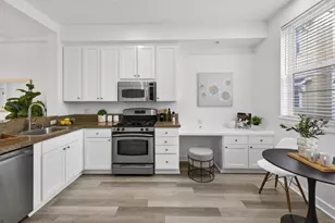 213 Cahill Park Dr, San Jose, CA 95126 - Photo 9