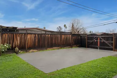 13861 Highwood Dr, San Jose, CA 95127 - Photo 21