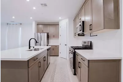 554 Pleasant Dr, Lathrop, CA 95330 - Photo 13