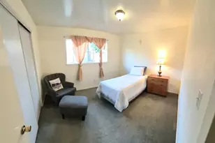 512 Hurlingame Ave, Redwood City, CA 94063 - Photo 13