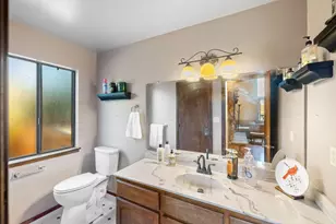 44500 Parkmeadow Dr, Fremont, CA 94539 - Photo 17