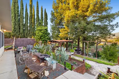 44500 Parkmeadow Dr, Fremont, CA 94539 - Photo 31