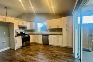 16100 5th St, Lathrop, CA 95330 - Photo 9