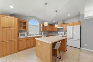 1085 Tasman Dr 201, Sunnyvale, CA 94089 - Photo 13