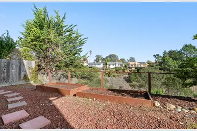 128 McMillan Dr, Santa Cruz, CA 95060 - Photo 37