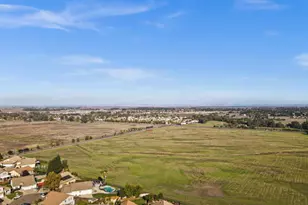 8189 Scrimshaw Wy, Sacramento, CA 95829 - Photo 43