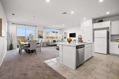 8189 Scrimshaw Way, Sacramento, CA 95829 - Photo 9