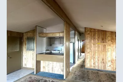 610 E Pine Ave 17, Lompoc, CA 93436 - Photo 5