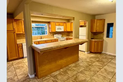 9810 Rye Ct, Salinas, CA 93907 - Photo 3