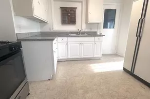 1213 S Claremont St, San Mateo, CA 94402 - Photo 5