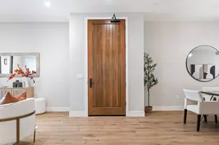 221 Hope St, Mountain View, CA 94041 - Photo 11